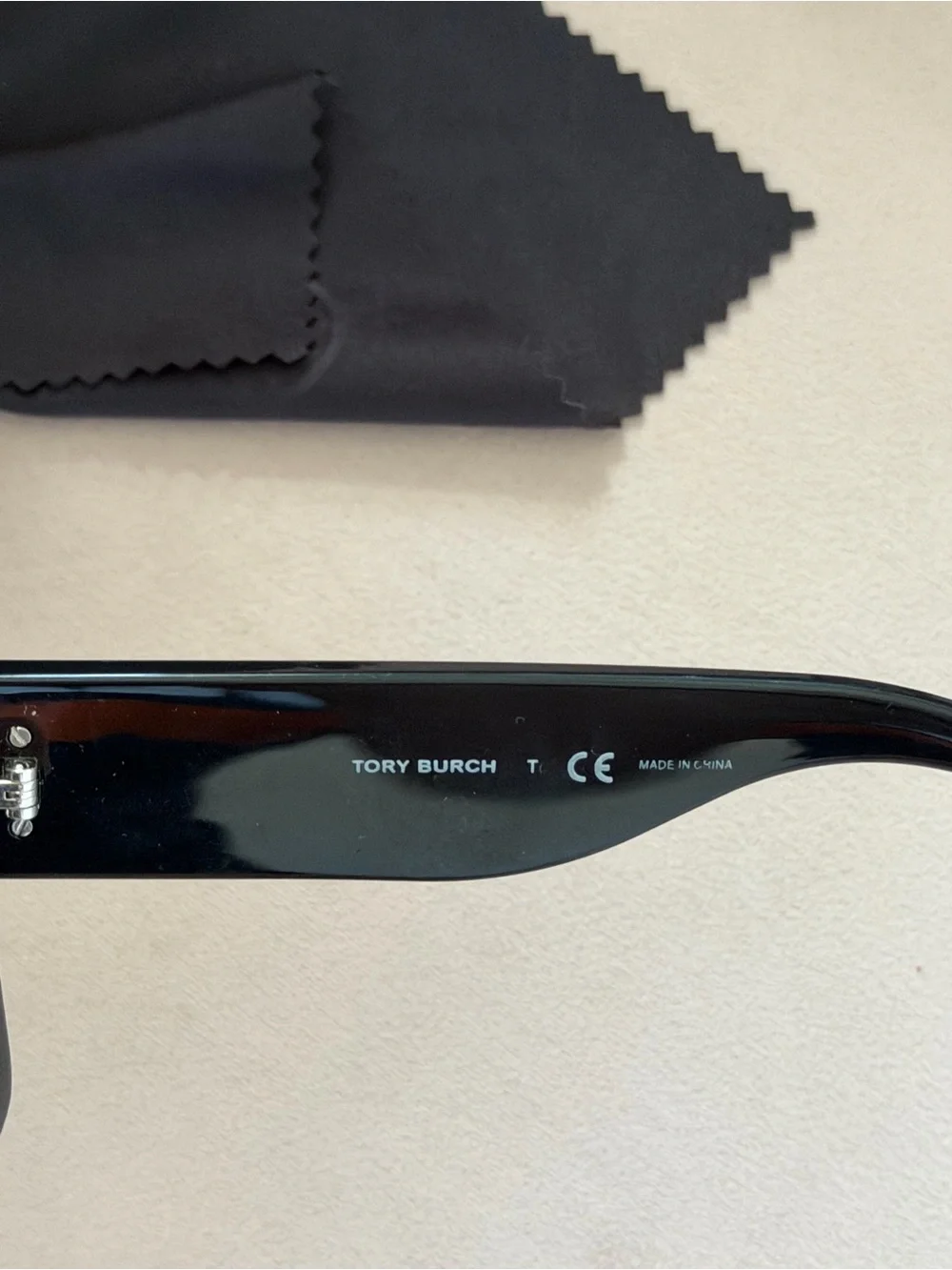 Tory Burch TY9067U Black Mint Green Rectangular Sunglasses 51mm + Case